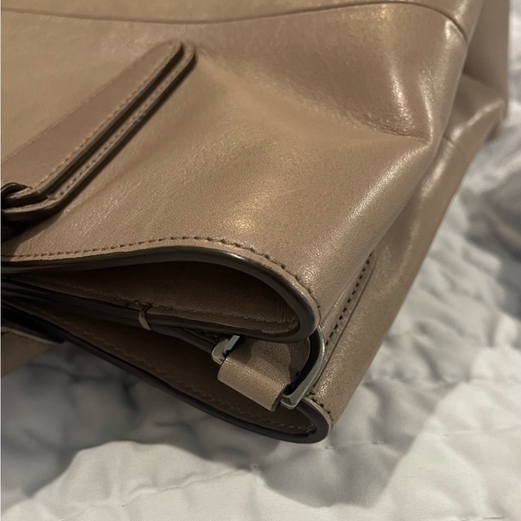 Coach Borough taupe soft nappa leather satchel. Perfect condition, never used. - Picture 9 of 10